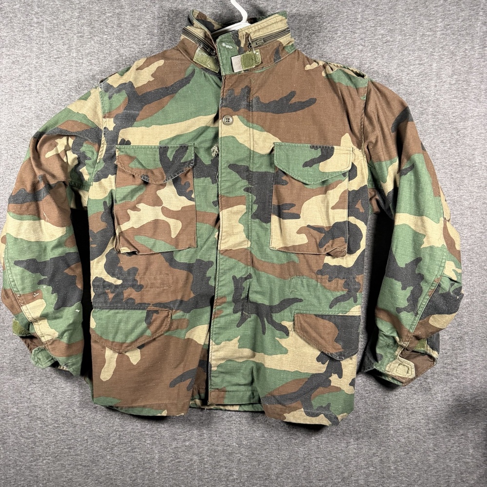 Vintage US Army Coat Jacket Mens Medium Short Woodland Camo Cold Weather Field